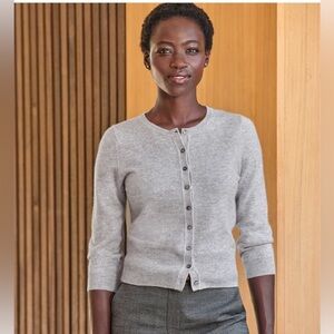 Pure Collection Light Grey 100% CASHMERE CROPPED BUTTON-UP CARDIGAN size large